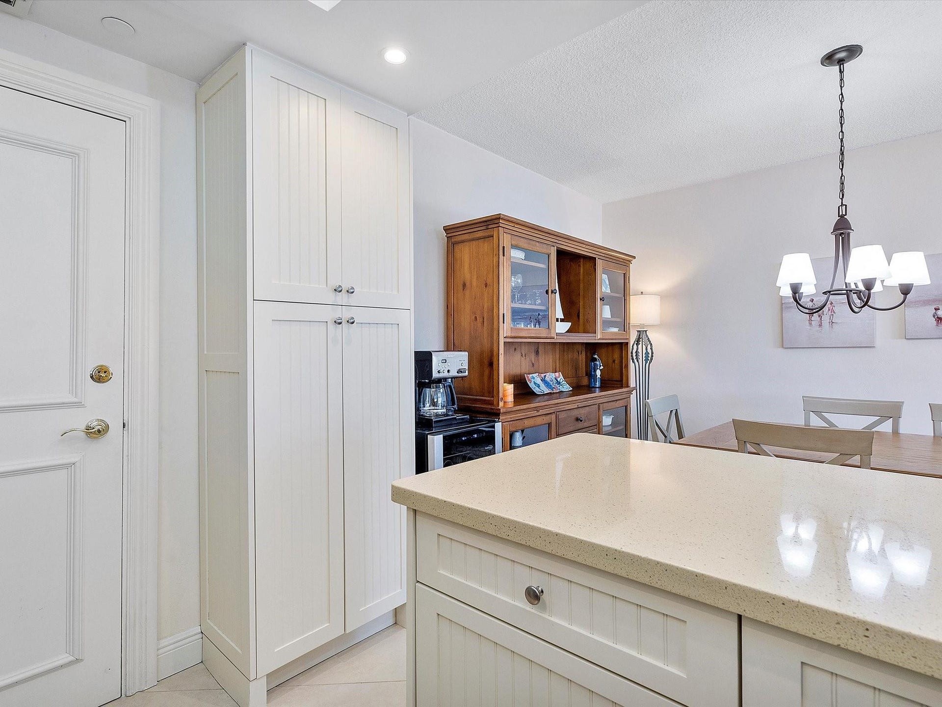 4010 Galt Ocean Drive, #1110, Fort Lauderdale, FL 33308 Kitchen