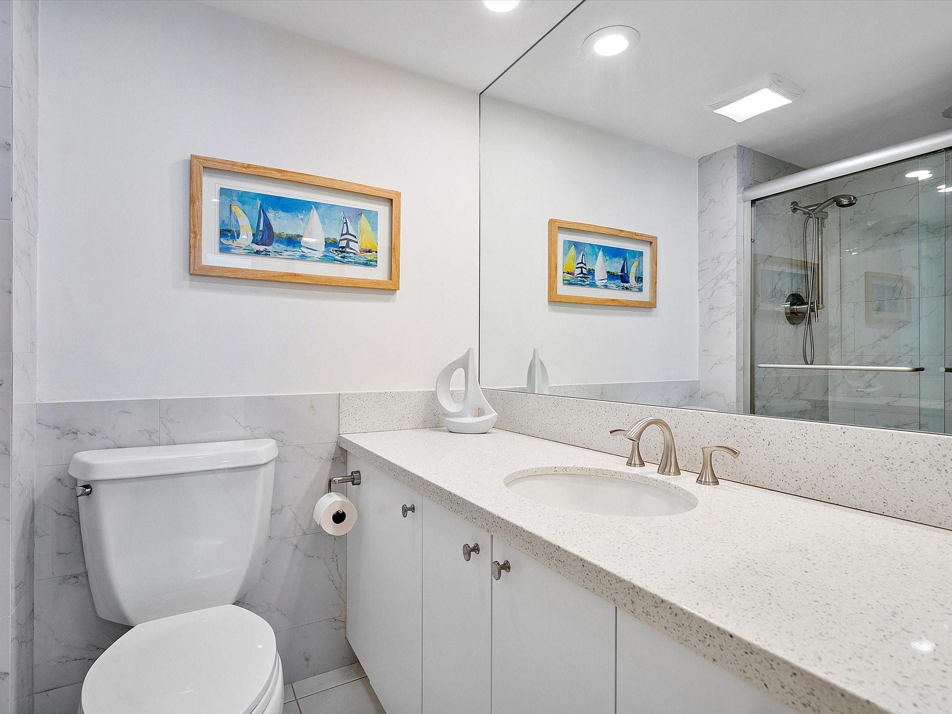 4010 Galt Ocean Drive, #1110, Fort Lauderdale, FL 33308 Guest Bathroom