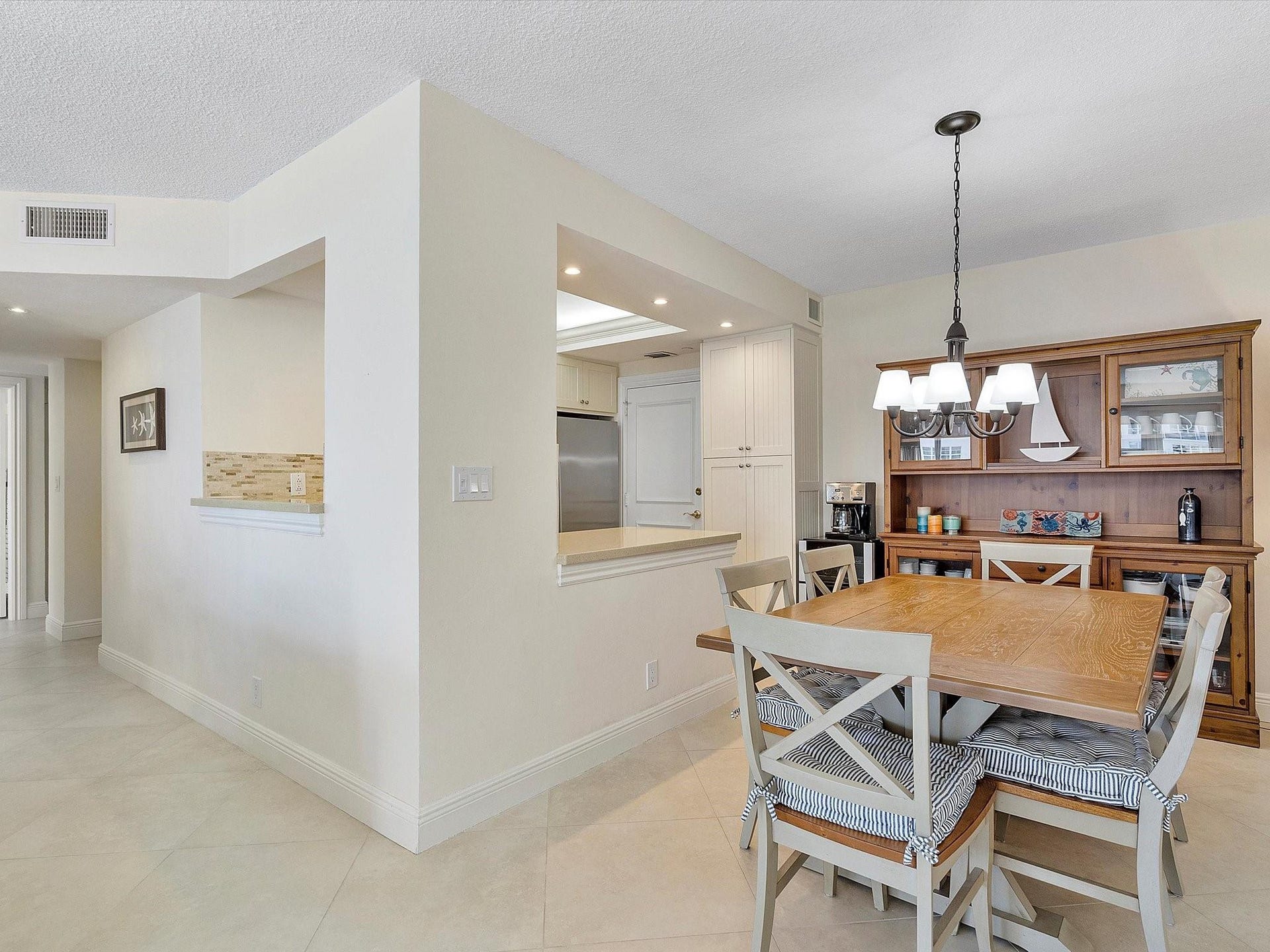 4010 Galt Ocean Drive, #1110, Fort Lauderdale, FL 33308 Dining Room