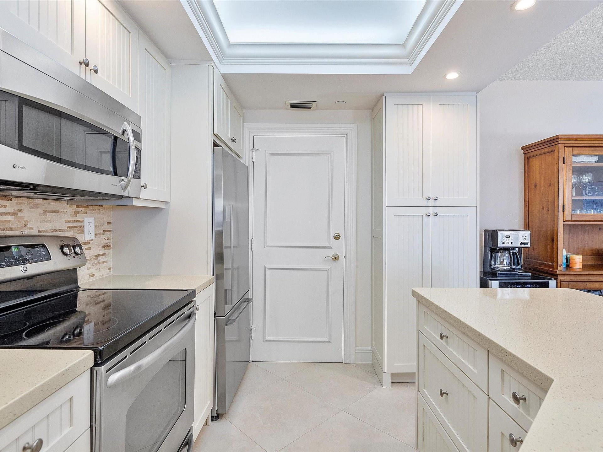 4010 Galt Ocean Drive, #1110, Fort Lauderdale, FL 33308 Kitchen