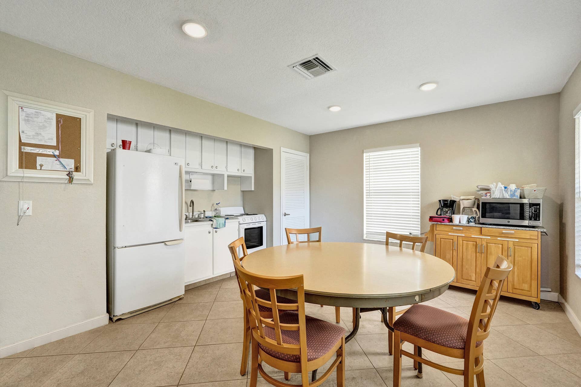 308 GOLFVIEW Road, #406, North Palm Beach, North Palm Beach, FL 33408 DSC02170
