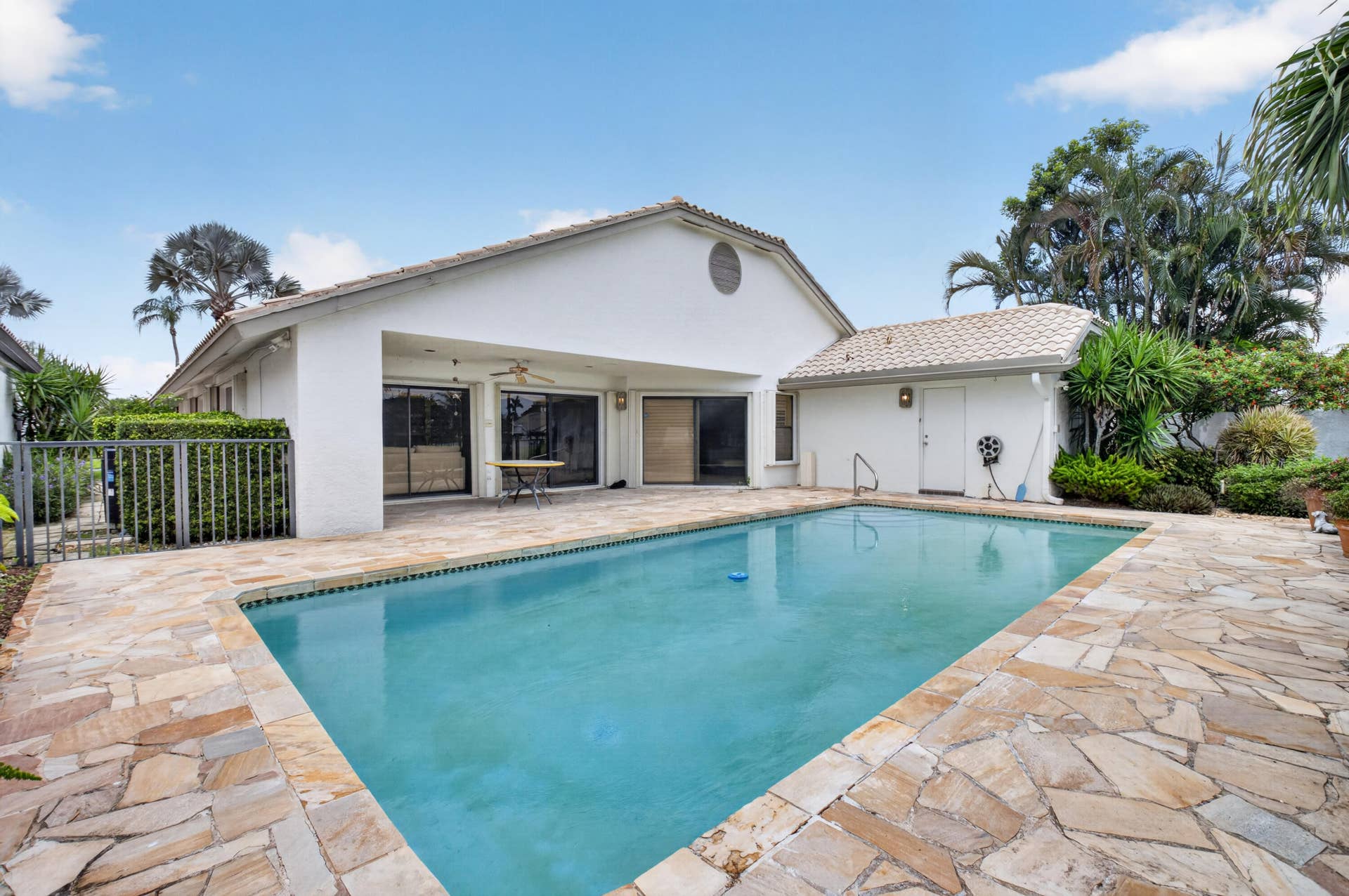 19380 Cedar Glen Drive, Boca Raton, FL 33434 BACK OF HOME