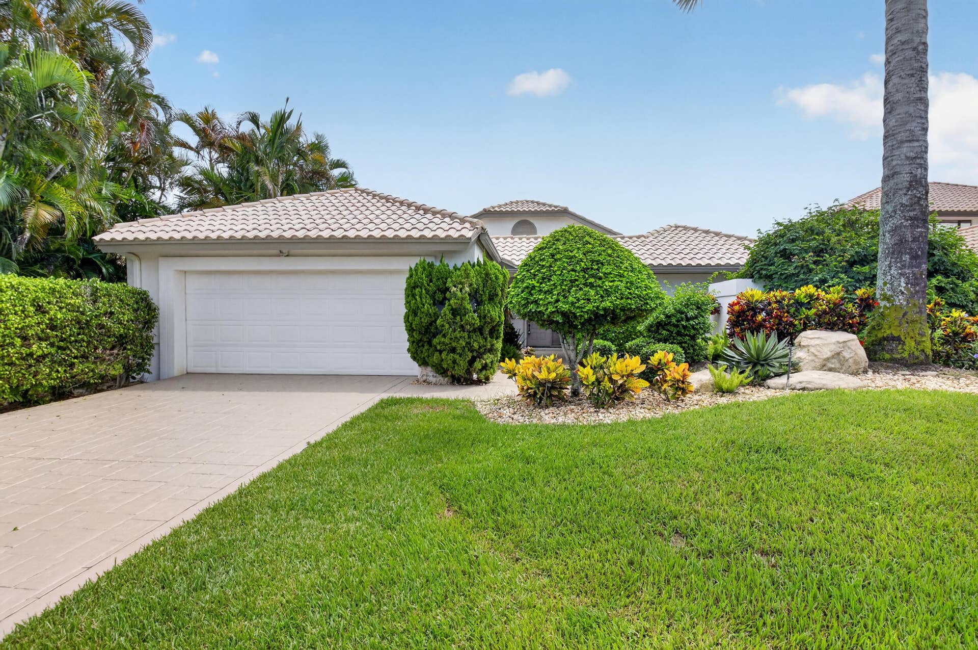 19380 Cedar Glen Drive, Boca Raton, FL 33434 FRONT OF HOME
