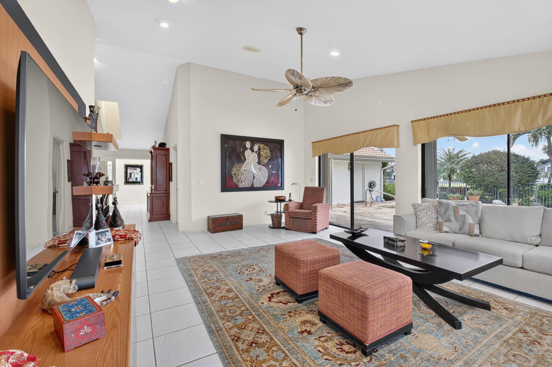 19380 Cedar Glen Drive, Boca Raton, FL 33434 LIVING ROOM