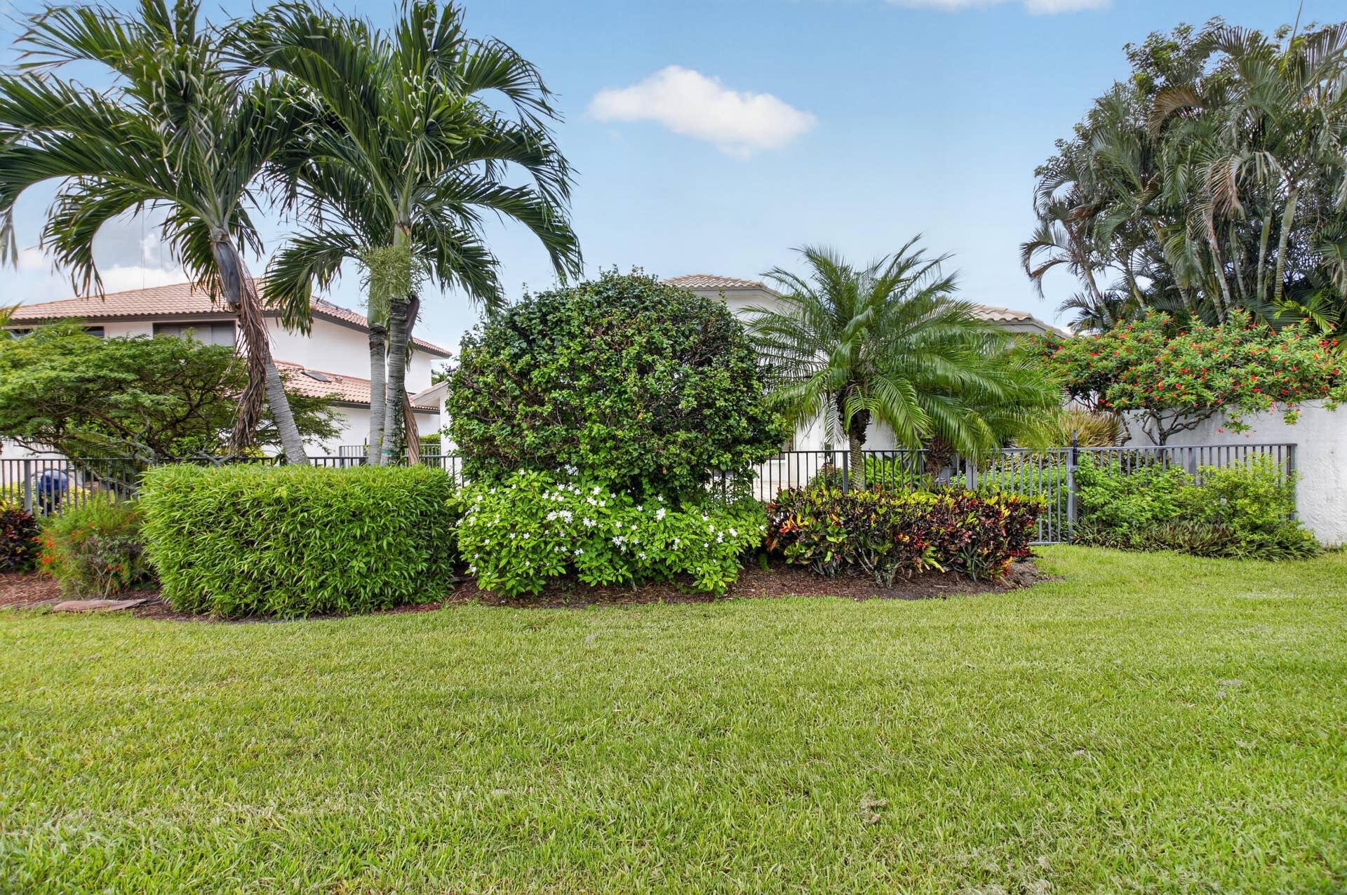19380 Cedar Glen Drive, Boca Raton, FL 33434 GOLF COURSE VIEWS