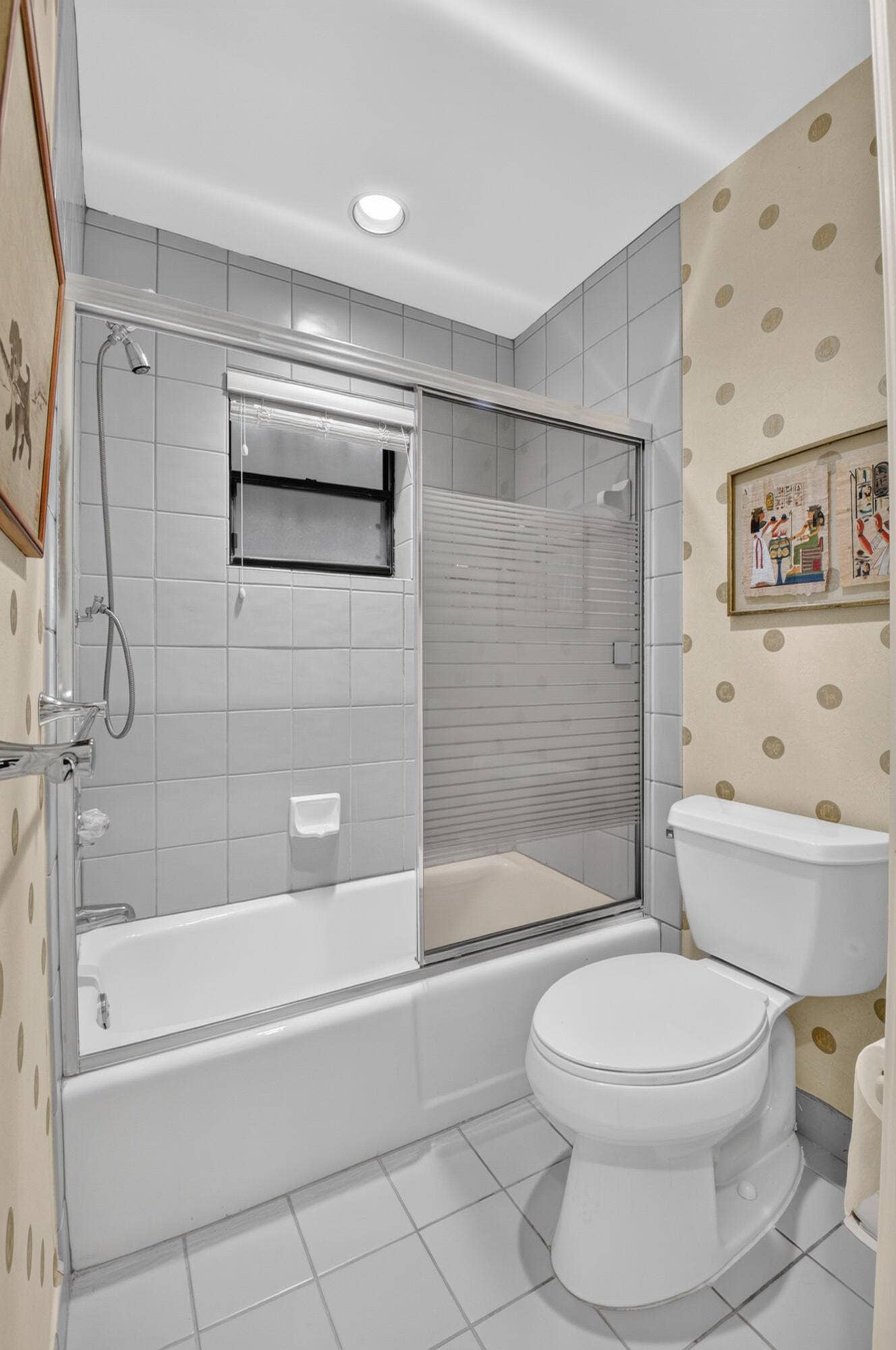 19380 Cedar Glen Drive, Boca Raton, FL 33434 FULL BATHROOM