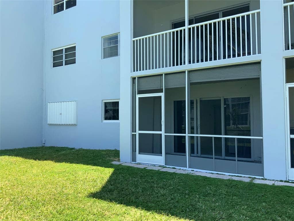 Screened Patio