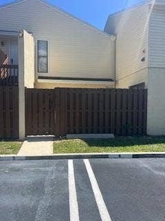 631 EXECUTIVE CENTER Drive, #K104, West Palm Beach, FL 33401 EXT FRONT