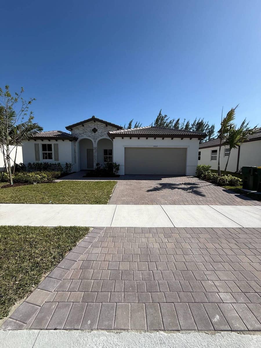Property photo for 2402 SE 30th Street, Homestead, FL