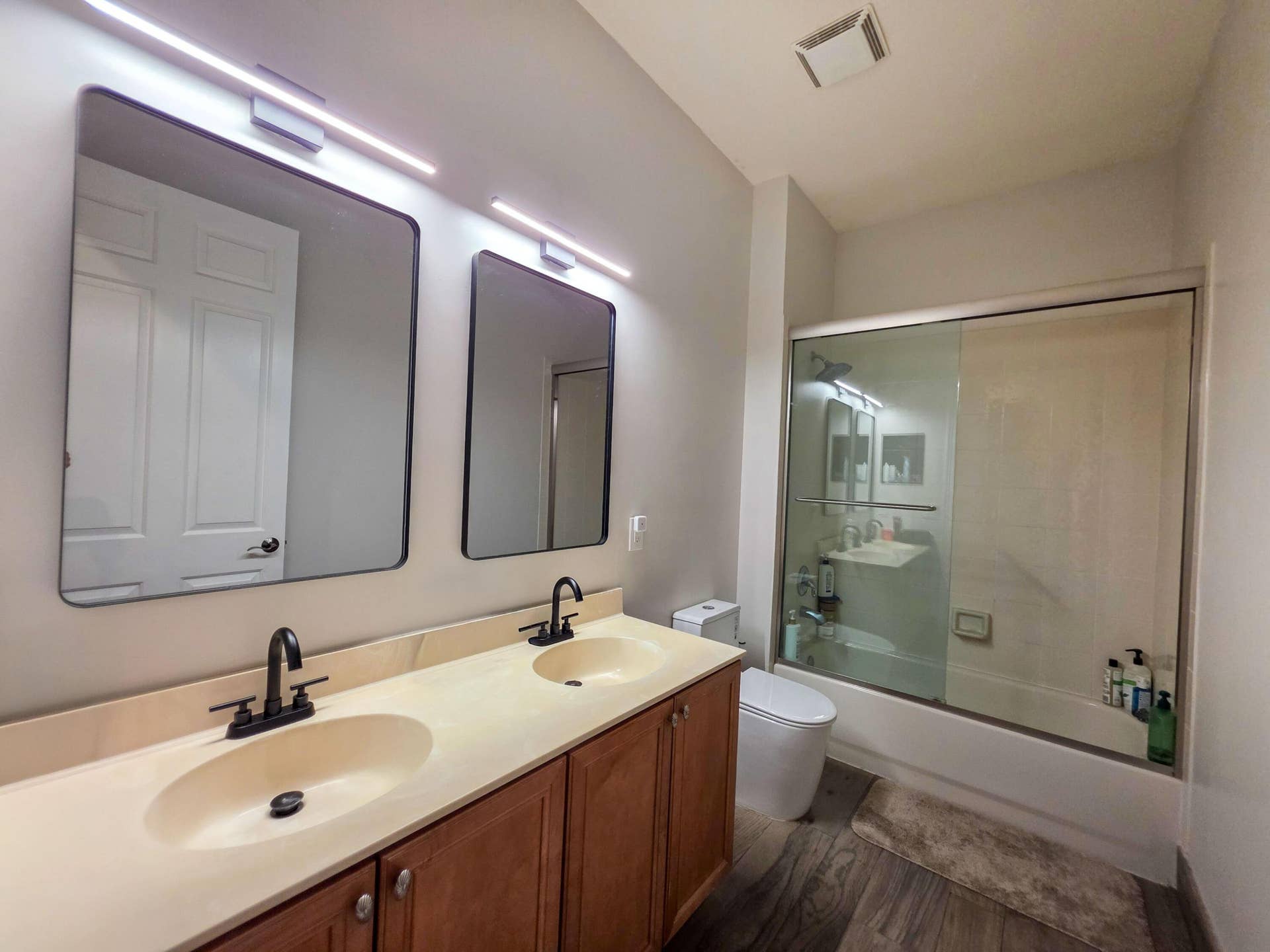 Secondary bathroom