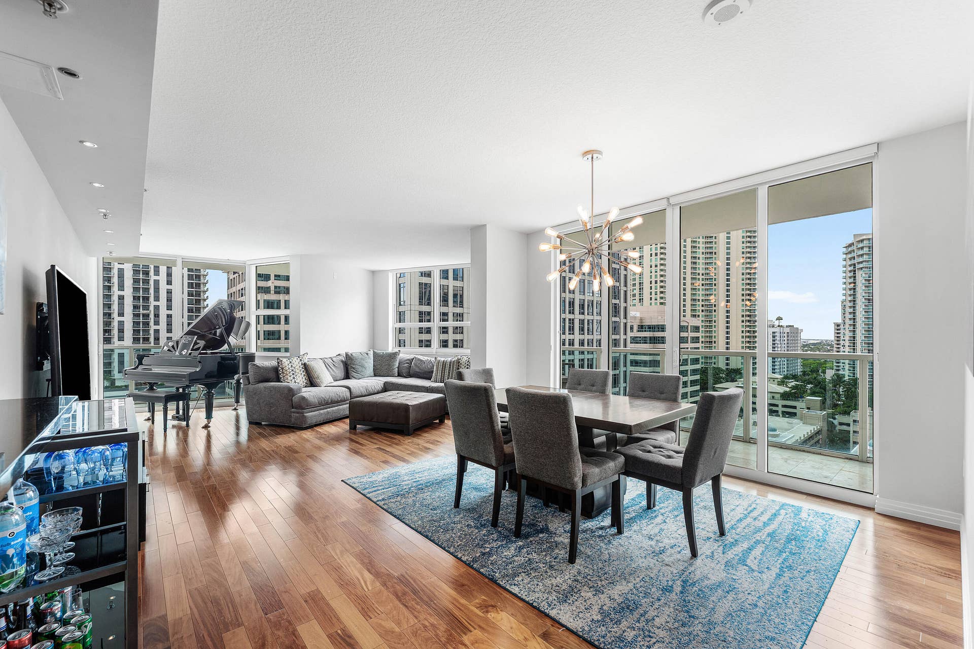 350 SE 2nd Street, #1730, Fort Lauderdale, FL 33301 009-350Southeast2ndStreet-1730-FortLaude