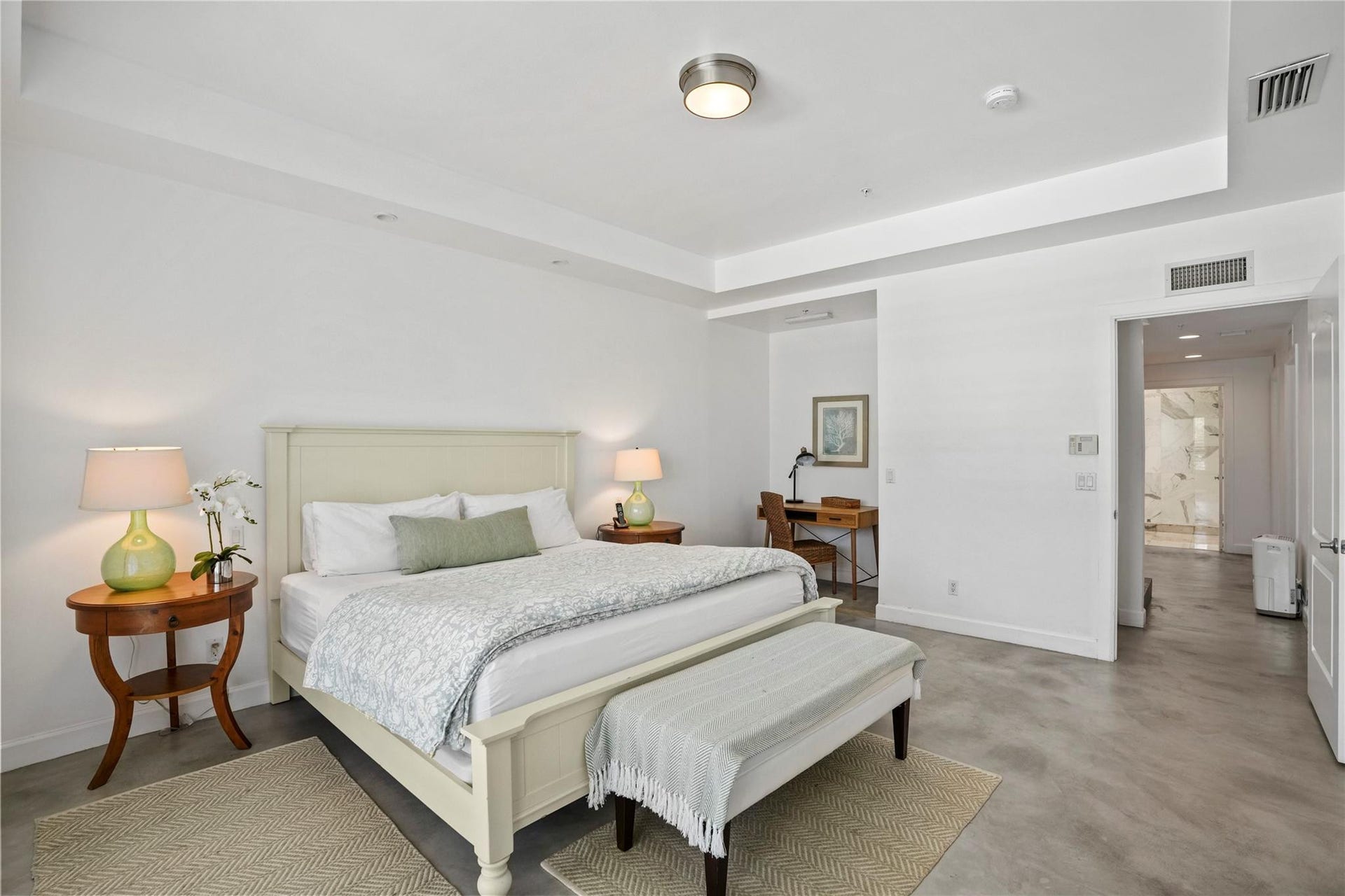 347 Oak Street, #B1, Hollywood, FL 33019 Main Bedroom