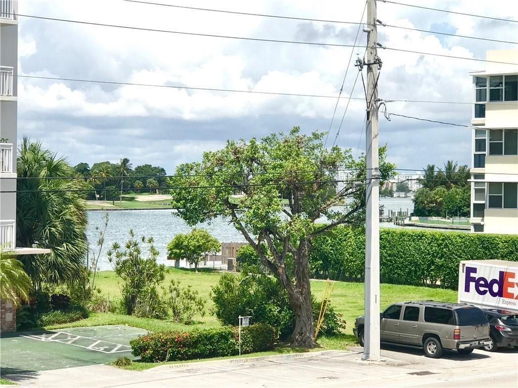 9271 W BAY HARBOR Drive, #11, Bay Harbor Islands, FL 33154 Photo 11