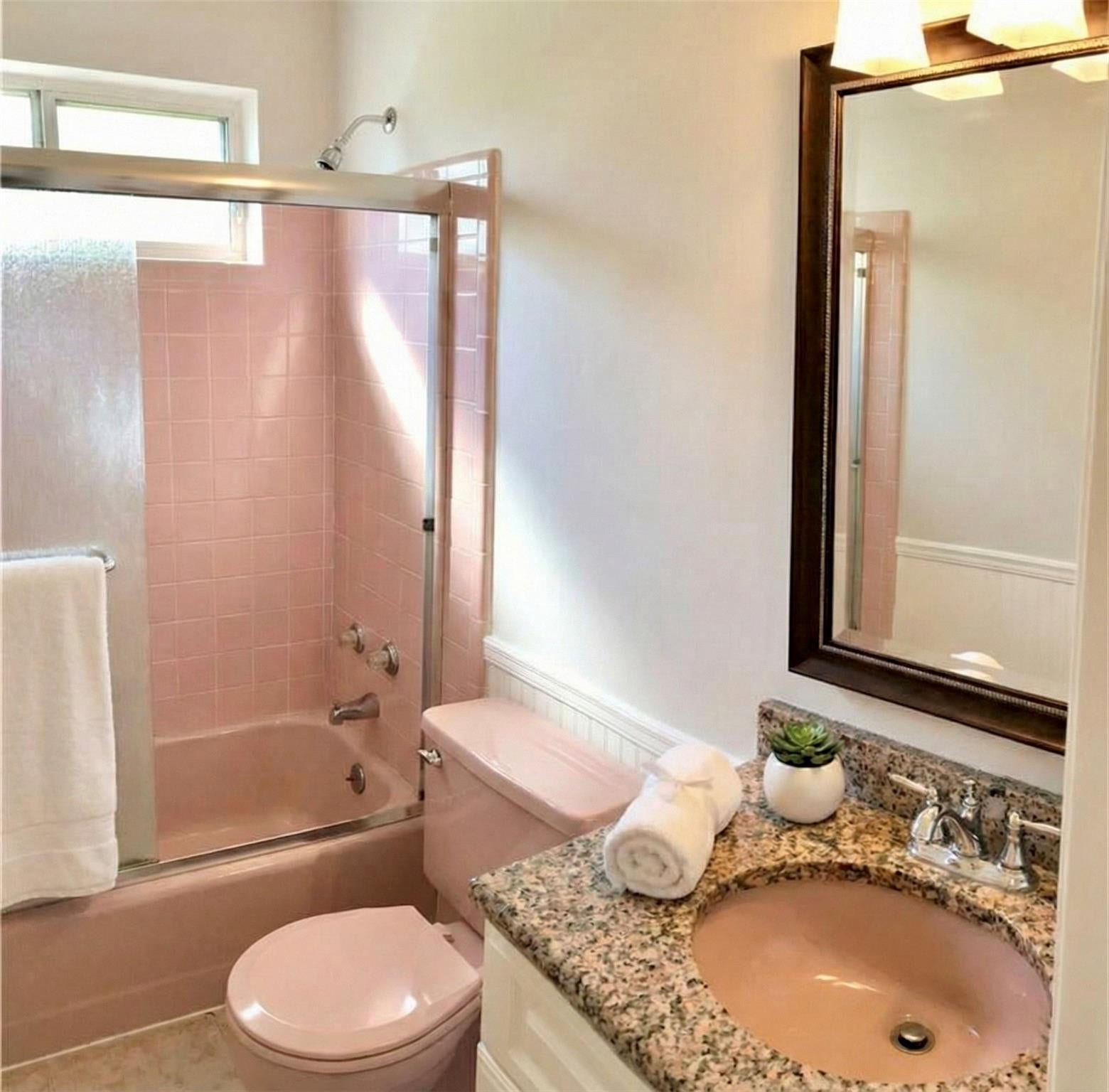 9271 W BAY HARBOR Drive, #11, Bay Harbor Islands, FL 33154 Photo 10