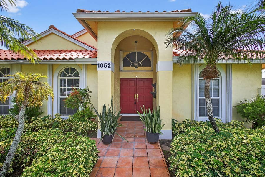 Property photo for 1052 W SHORE Drive, West Palm Beach, FL