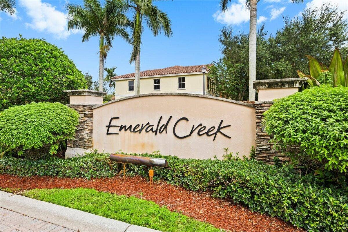 130 EMERALD CREEK Terrace, Plantation, FL 33325 Emerald Creek