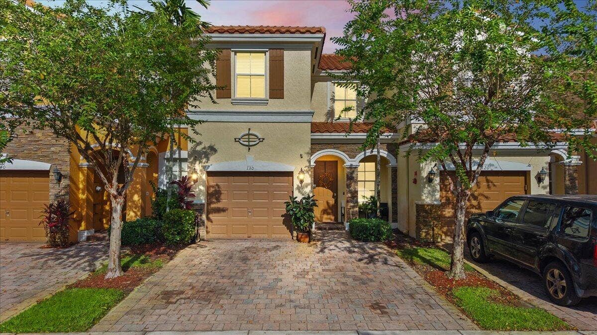 130 EMERALD CREEK Terrace, Plantation, FL 33325 Front