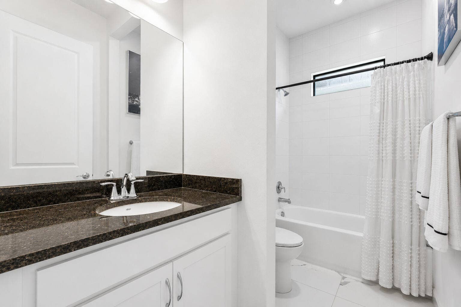 #25  Guest Bathroom  Clean guest b