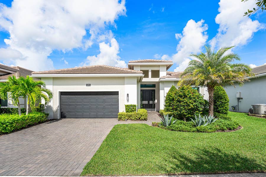 Property photo for 5395 St Vincent Lane, Westlake, FL