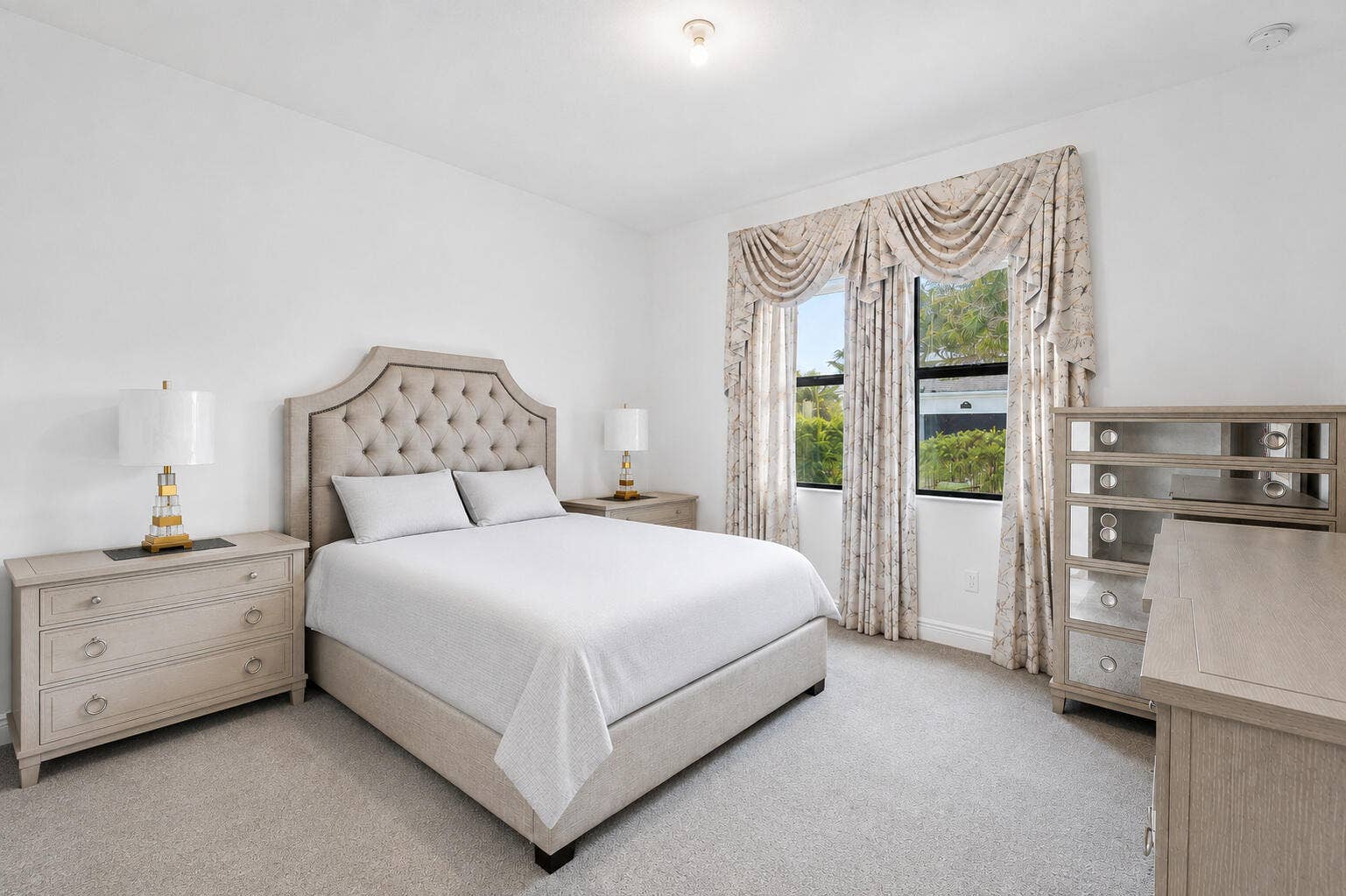 #24 Guest Bedroom  Bright and spac