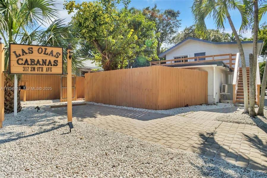 Property photo for 317 SW 9TH Avenue, #1-3, Fort Lauderdale, FL