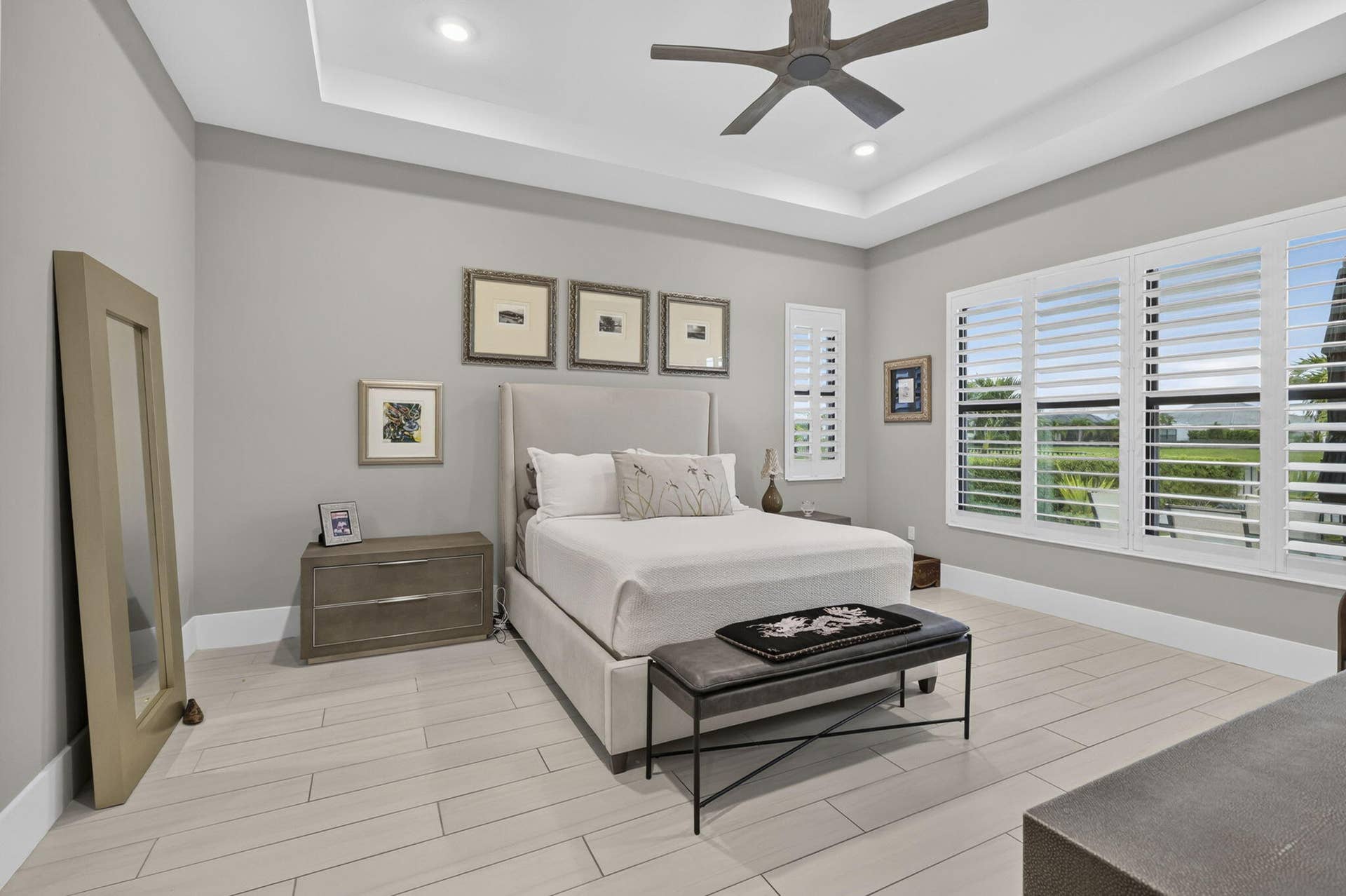 15730 Longboat Key Drive, Westlake, FL 33470 Coffered ceilings, tons of natural light, upgraded light fixtures,