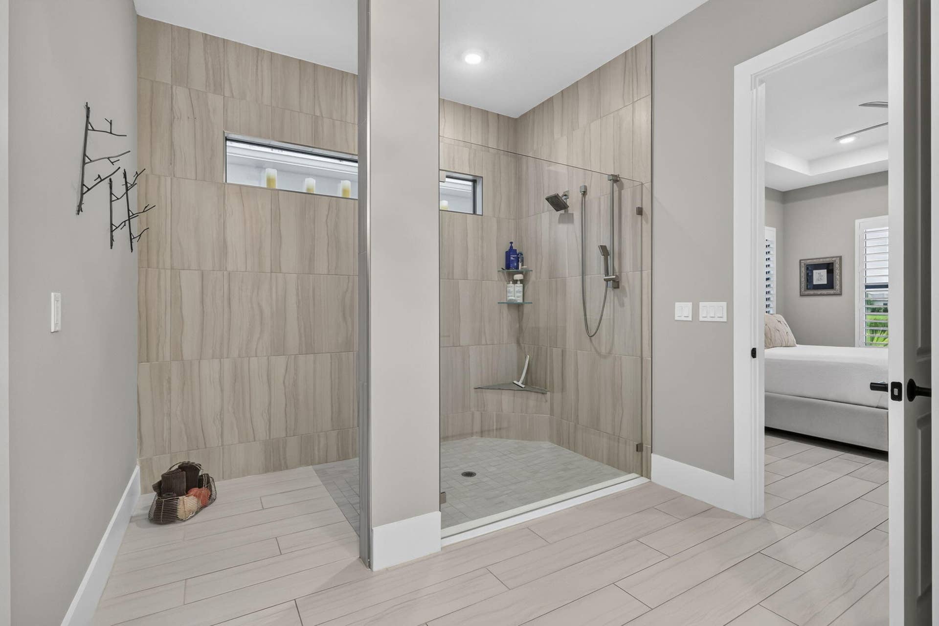 15730 Longboat Key Drive, Westlake, FL 33470 Primary Shower