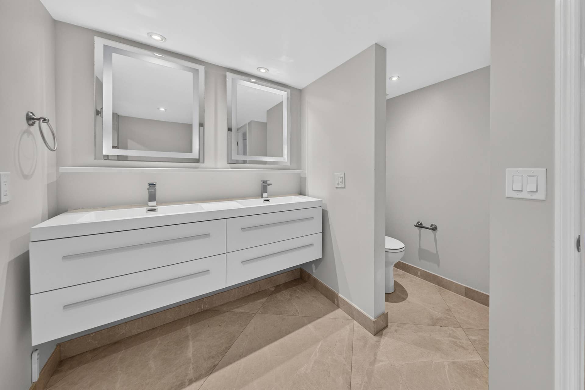 4020 GALT OCEAN Drive, #1402, Fort Lauderdale, Fort Lauderdale, FL 33308 shade-16