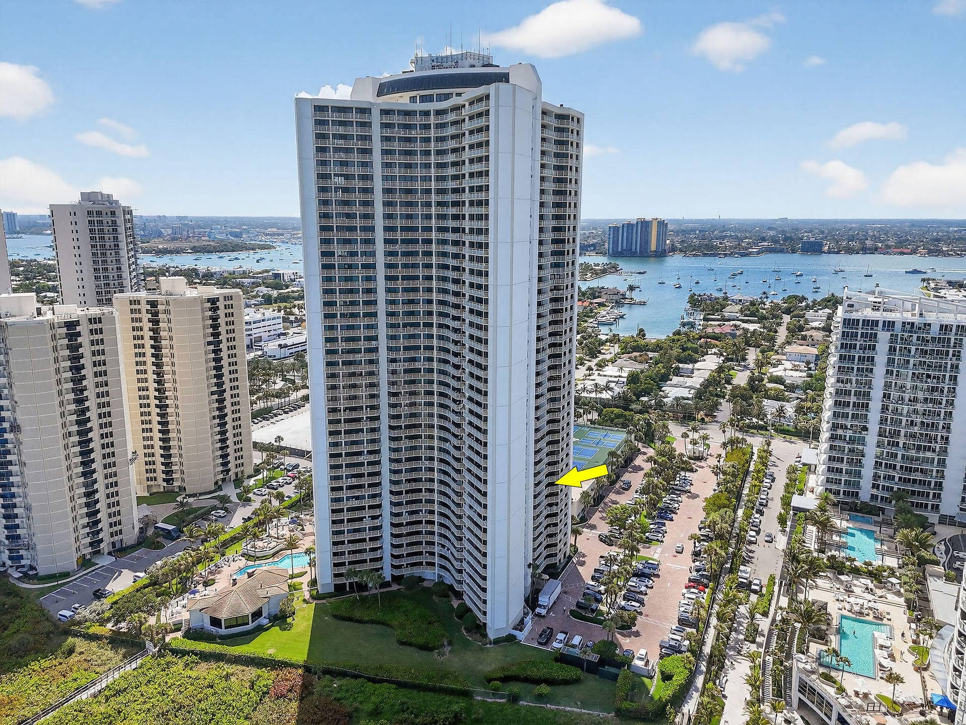 3000 N OCEAN Drive, #8A, Singer Island, FL 33404 3000 N Ocean Drive, Singer Island
