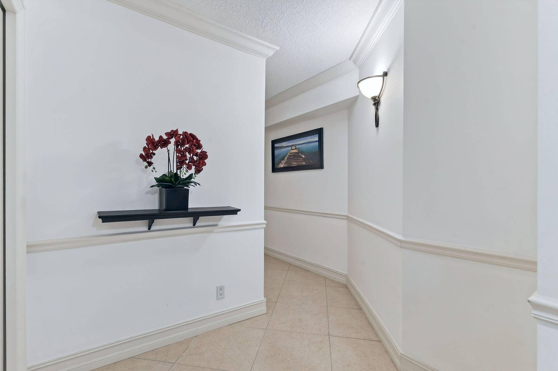 3000 N OCEAN Drive, #8A, Singer Island, FL 33404 Foyer Entrance