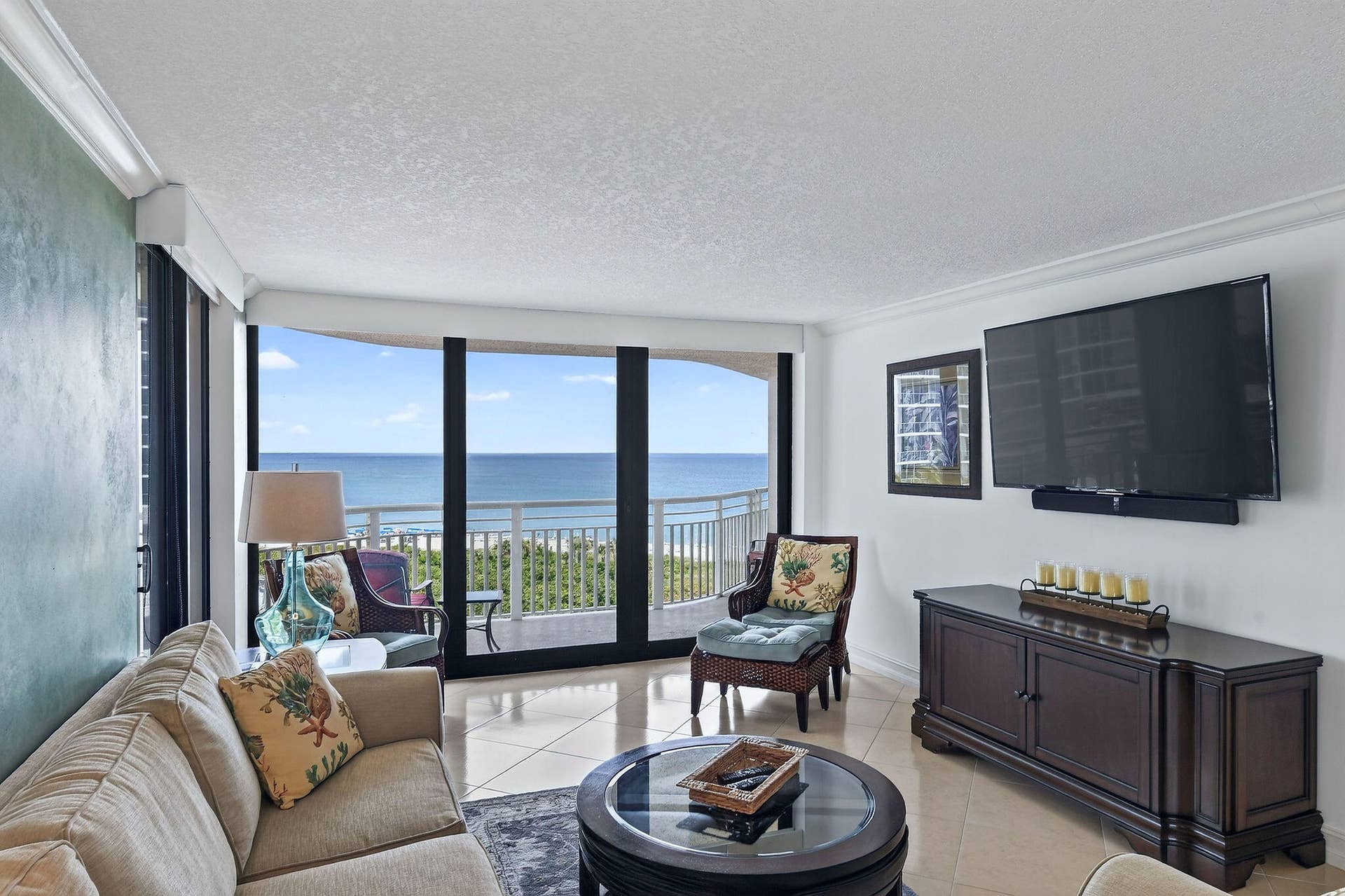 3000 N OCEAN Drive, #8A, Singer Island, FL 33404 Living Room