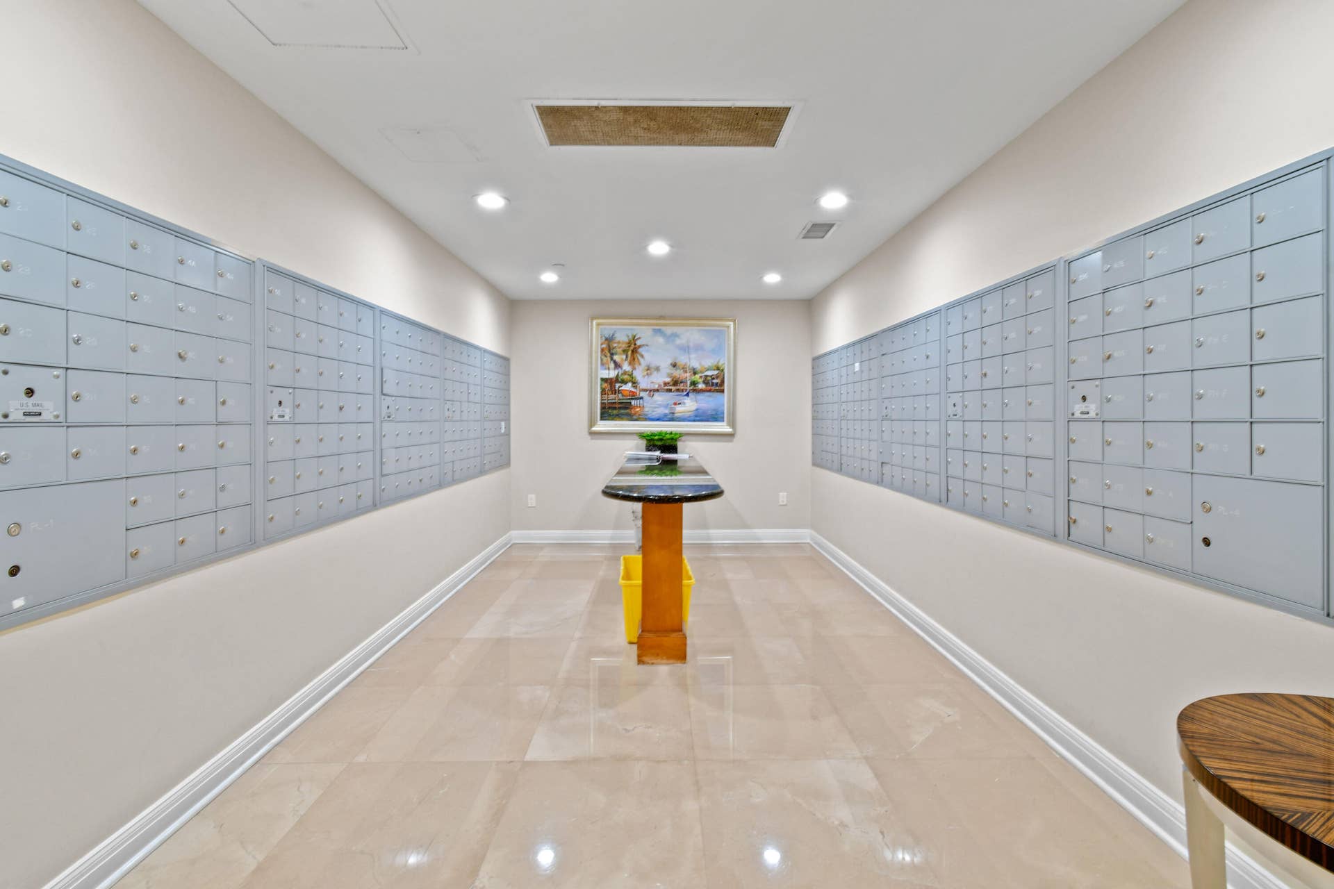 3000 N OCEAN Drive, #8A, Singer Island, FL 33404 Mail room