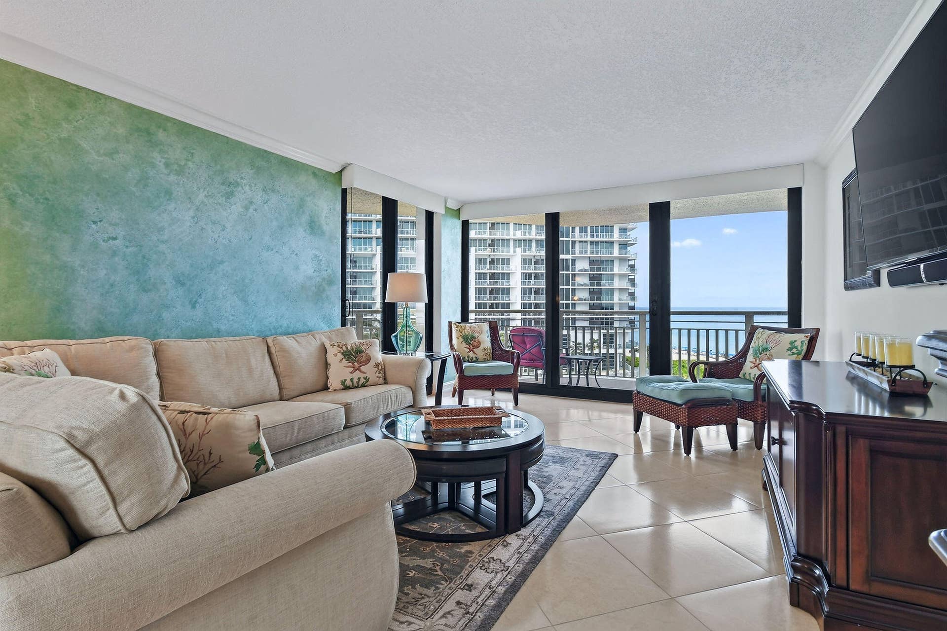 3000 N OCEAN Drive, #8A, Singer Island, FL 33404 Living Room