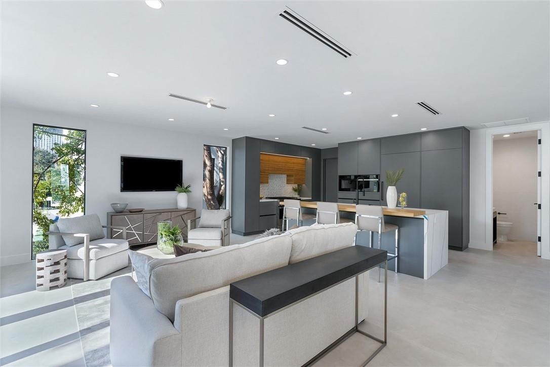 1310 SE 2ND Street, Fort Lauderdale, Fort Lauderdale, FL 33301 Photo 3