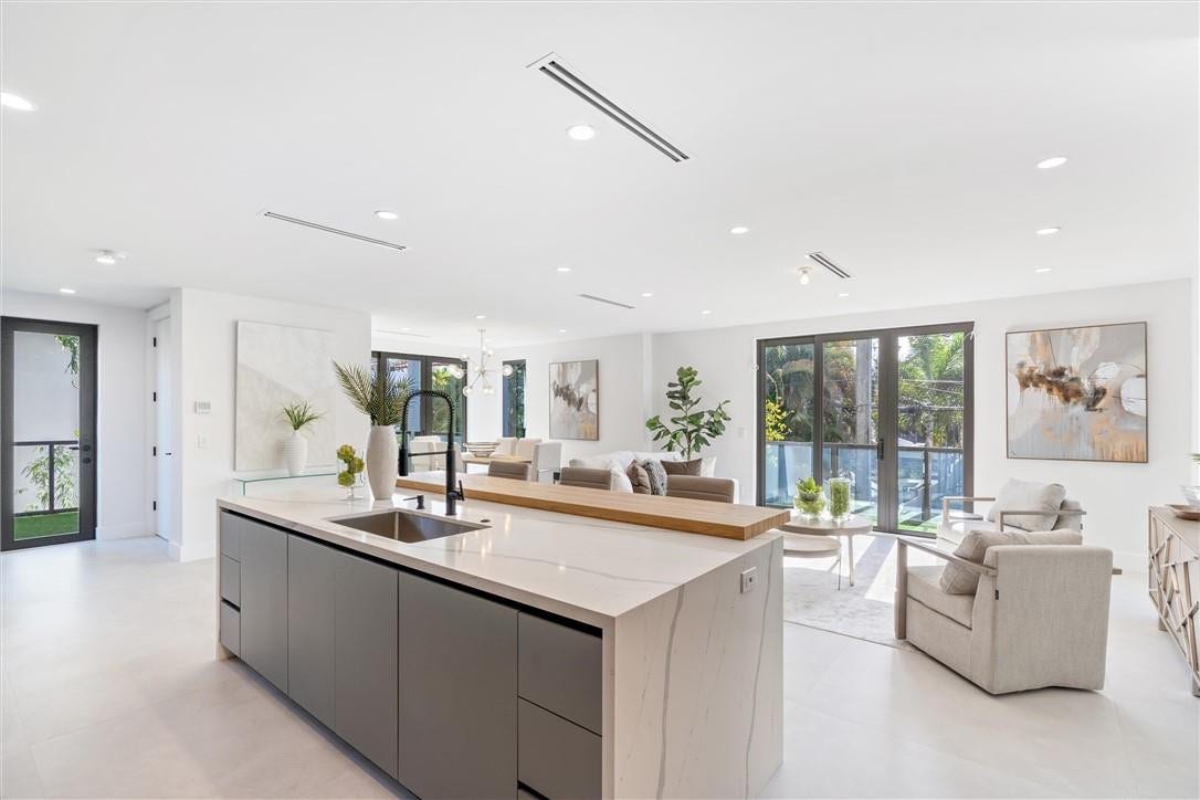 1310 SE 2ND Street, Fort Lauderdale, Fort Lauderdale, FL 33301 Photo 4