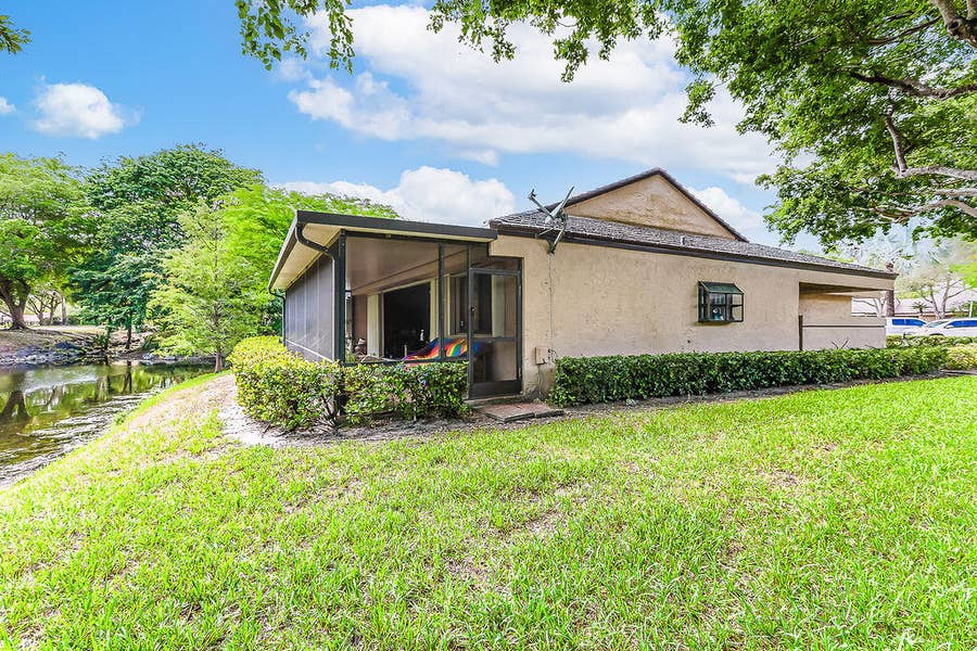 Property photo for 9420 Chelsea Drive S, Plantation, FL