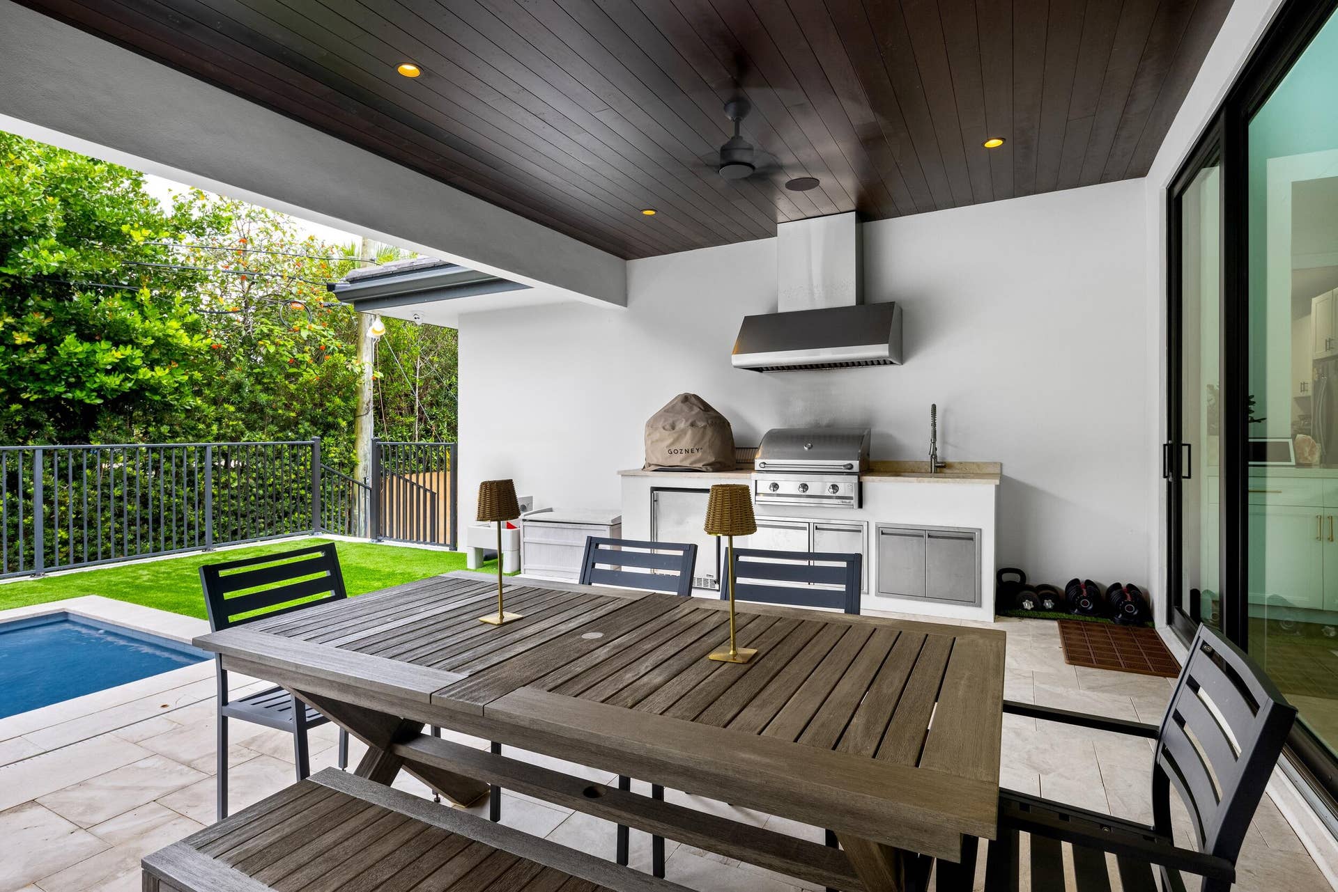 2400 NE 27th Avenue, Fort Lauderdale, FL 33305 Patio 5