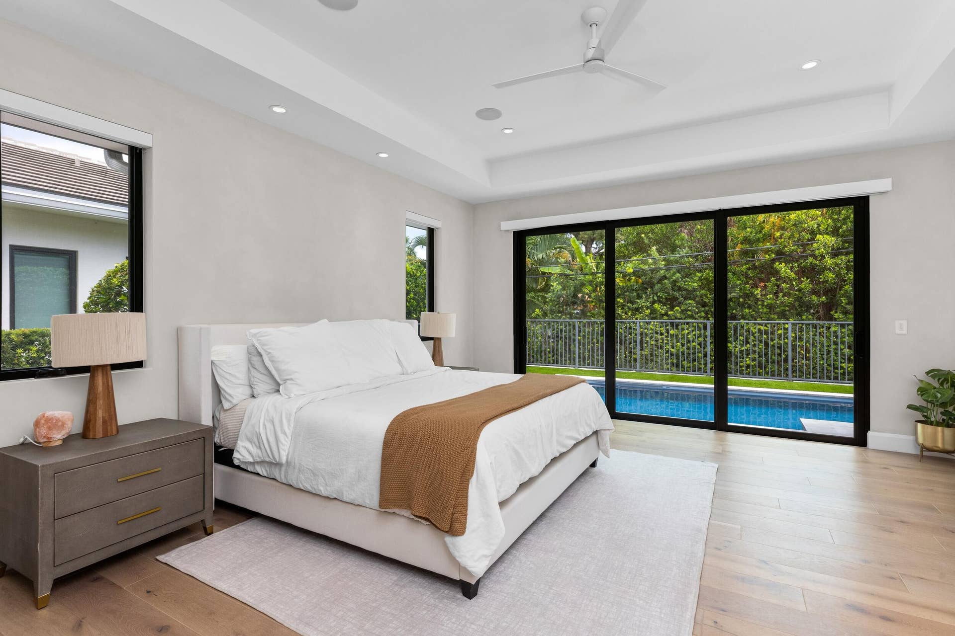 2400 NE 27th Avenue, Fort Lauderdale, FL 33305 Master Bed 1
