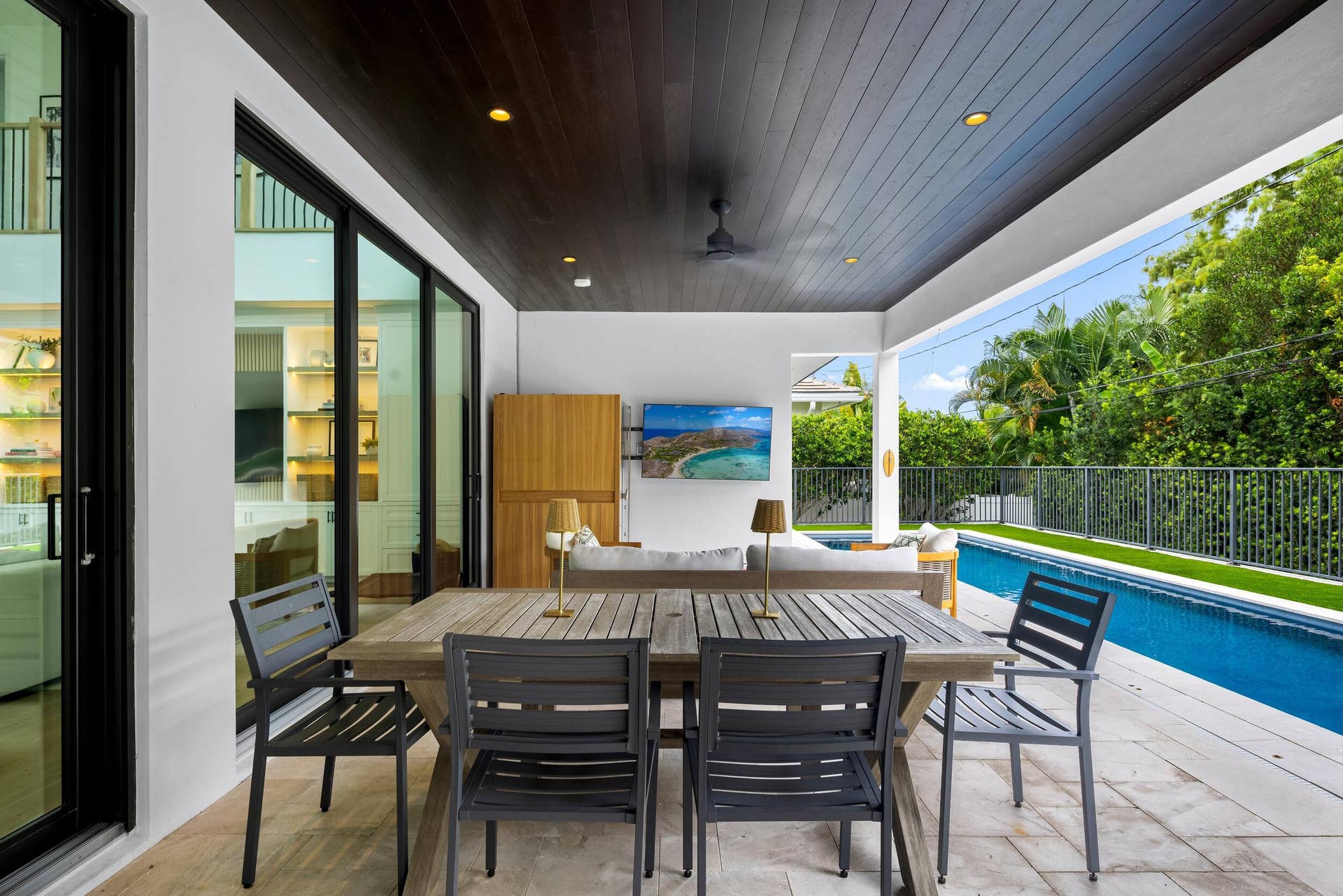 2400 NE 27th Avenue, Fort Lauderdale, FL 33305 Patio 2