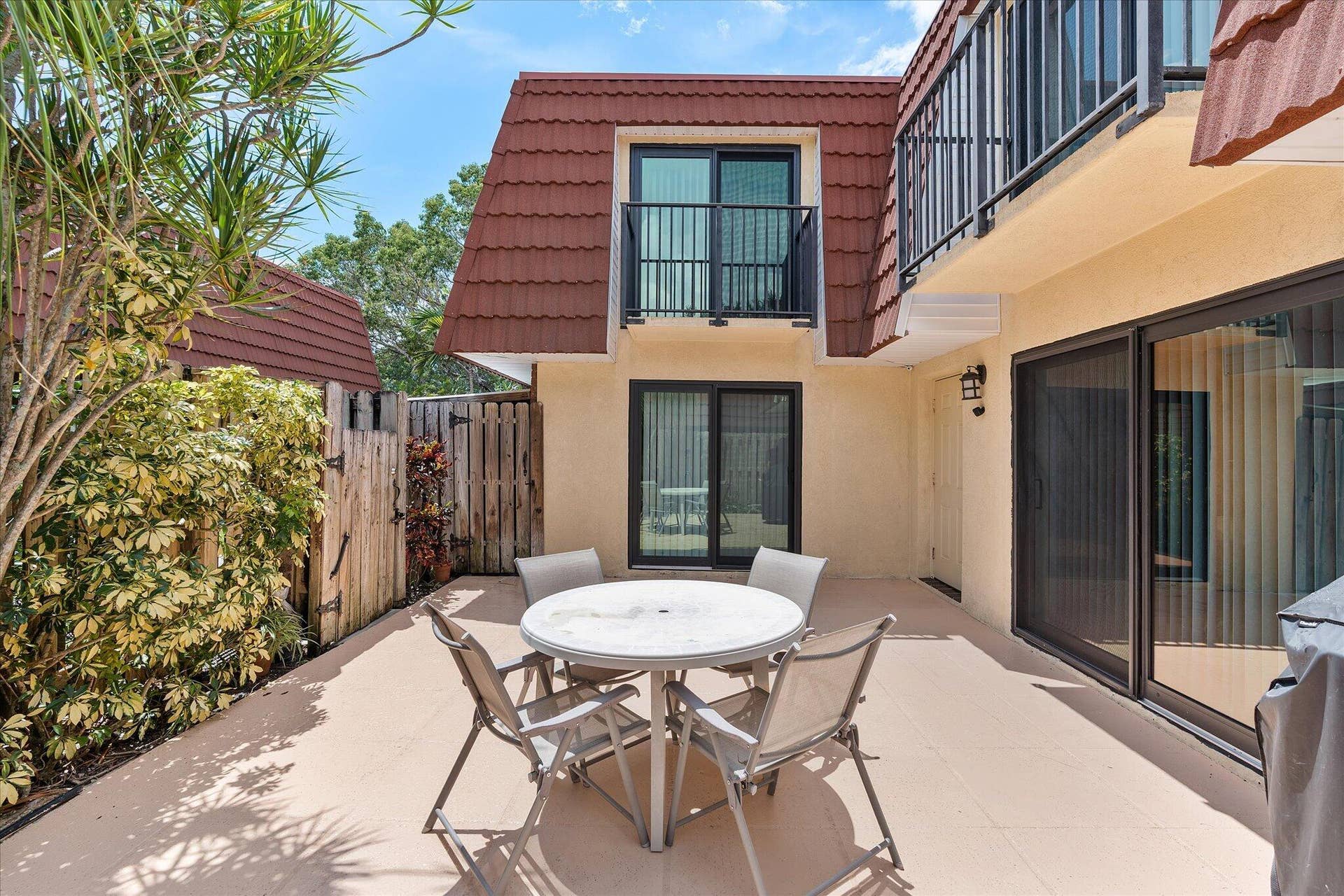 702 NW 98TH Circle, Plantation, FL 33324 41-702 NW 98th Cir_041