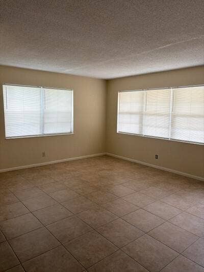 145 Dorchester G, West Palm Beach, FL 33417 Living Room 1