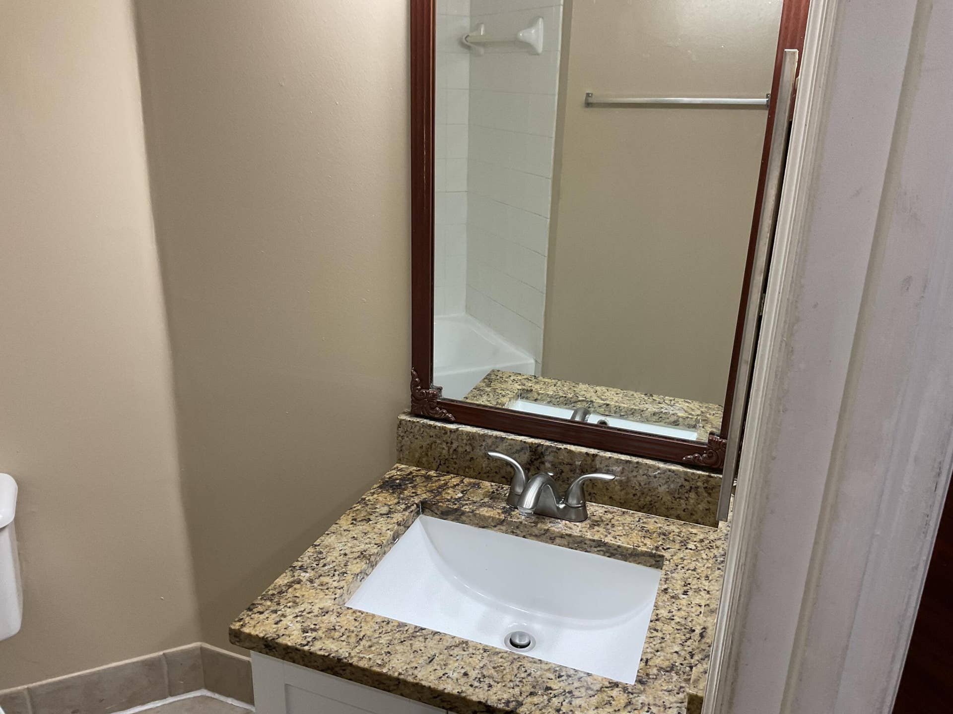 4179 N Haverhill Road, #604, West Palm Beach, FL 33417 IMG_2035