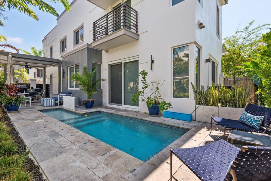 Property photo for 815 NE 17th Avenue, #5, Fort Lauderdale, FL