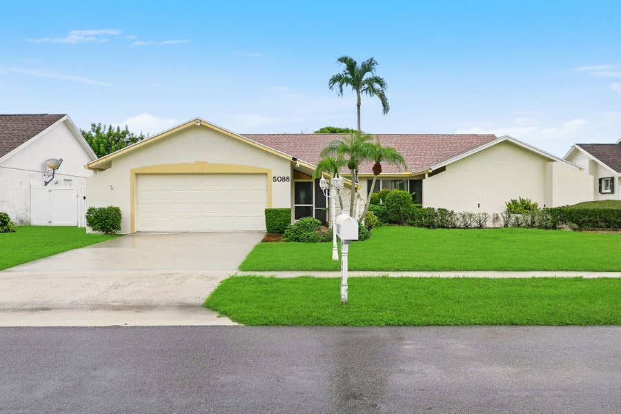 Property photo for 5088 Chelan Way, Lake Worth, FL