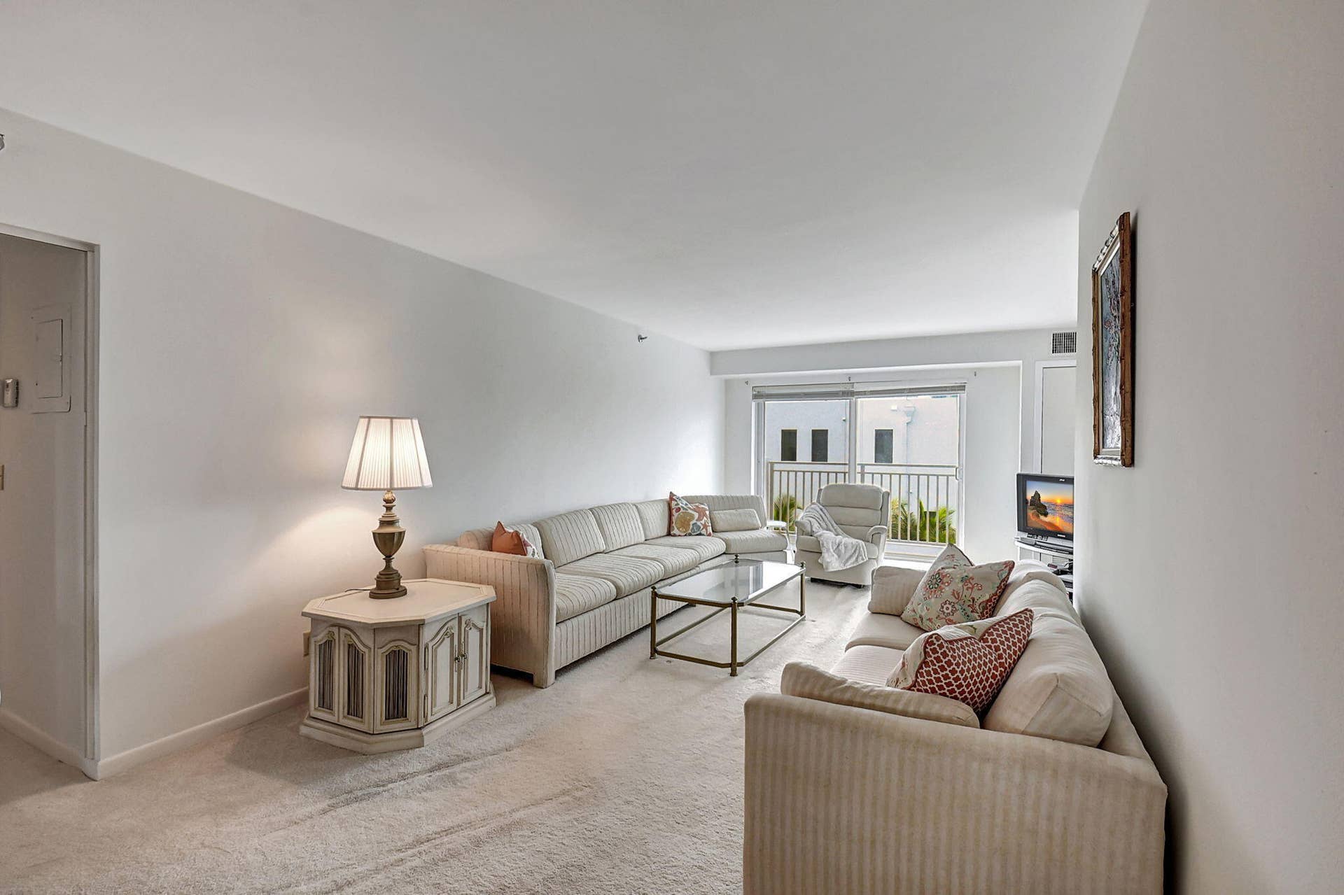 4511 S Ocean Boulevard, #401, Highland Beach, FL 33487 Living Area