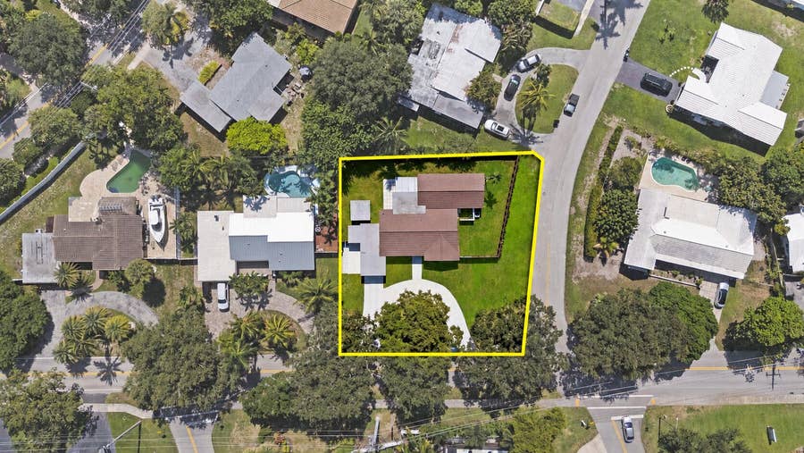 Property photo for 4000 NE 22ND Avenue, Lighthouse Point, FL