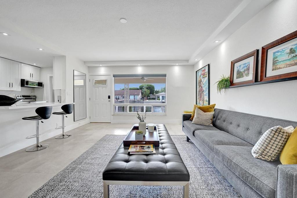 2866 NE 30th Street, #9, Fort Lauderdale, FL 33306 Photo 12