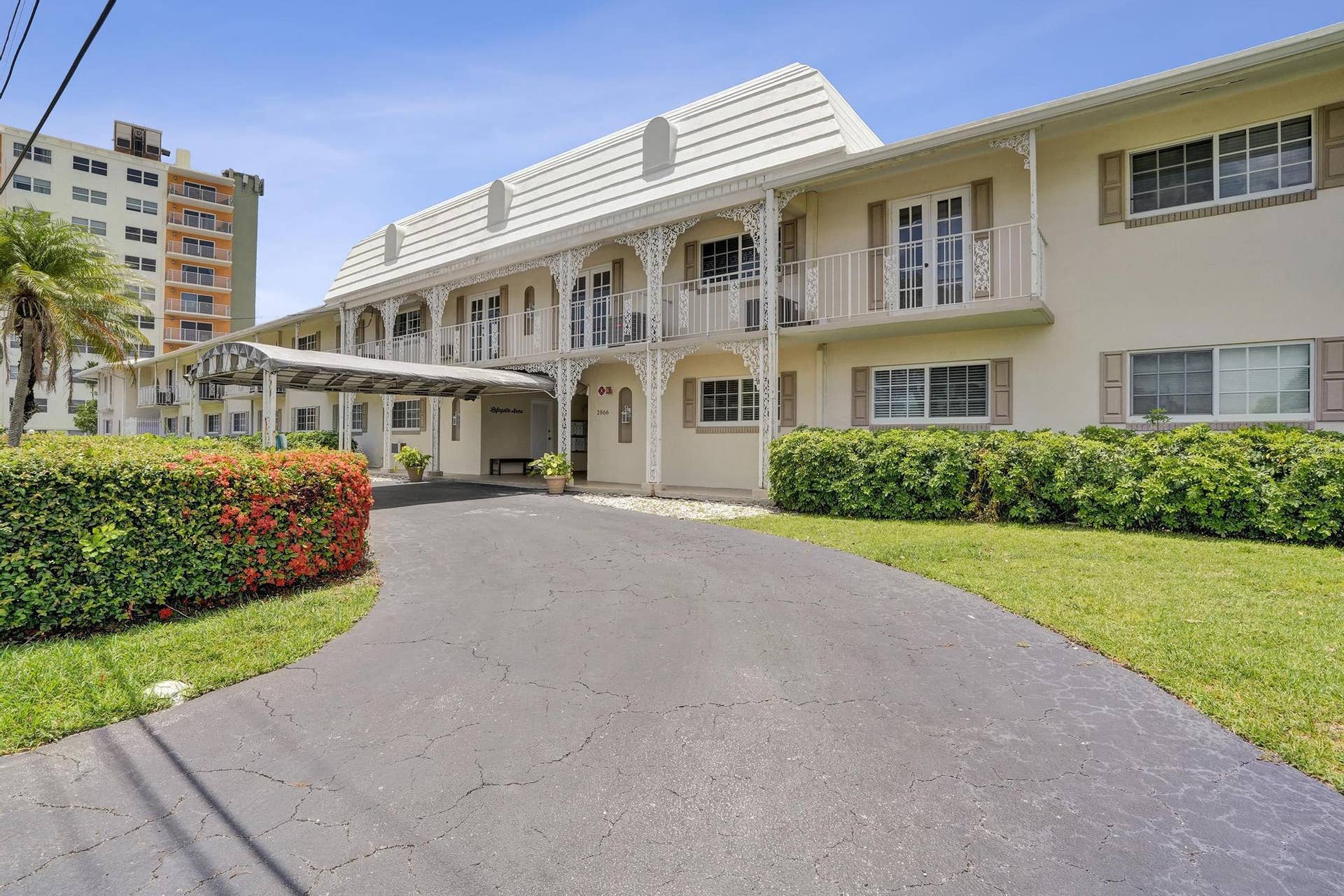 2866 NE 30th Street, #9, Fort Lauderdale, FL 33306 DSC04273