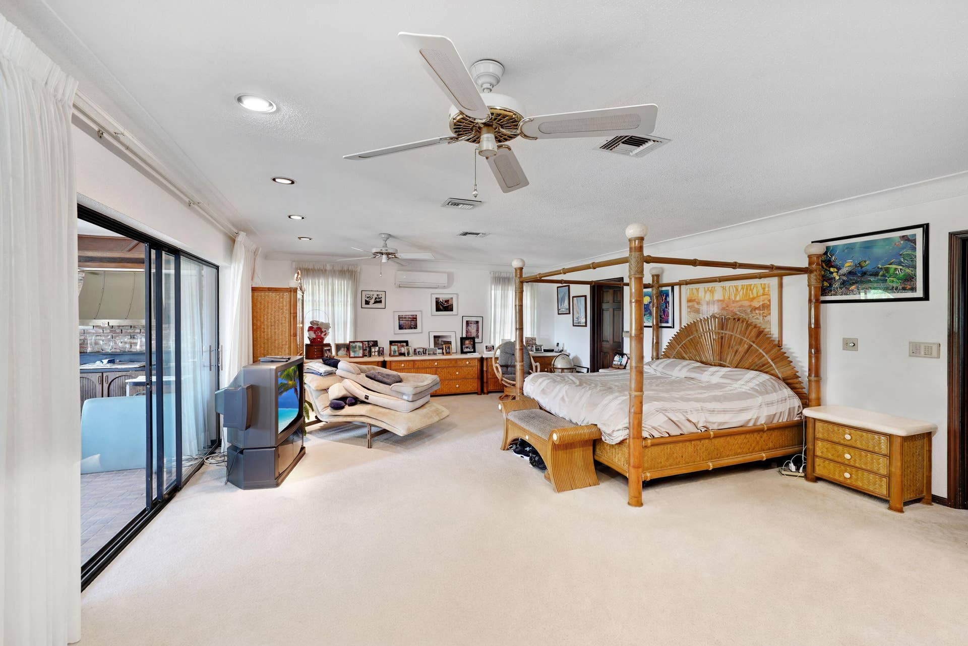 4330 NE 22ND Avenue, Fort Lauderdale, FL 33308 Large Bedrooms
