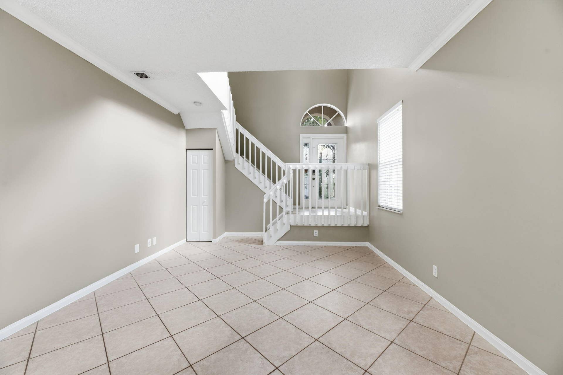 4745 NW 114th Drive, Coral Springs, FL 33076 003_ListerPros